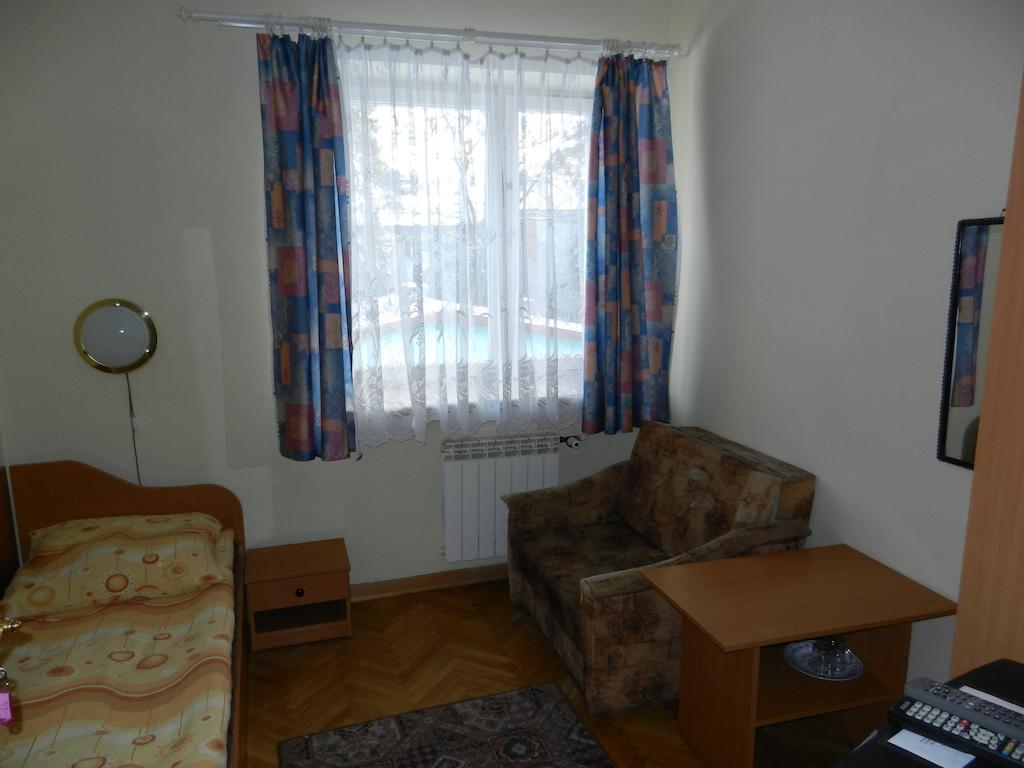 Śródborowianka Apartamento Otwock Habitación foto